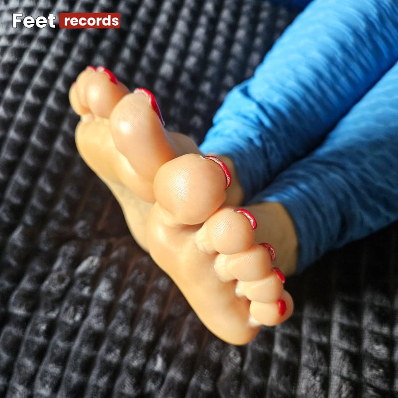 Amy Luxe Foot Fetish Exposed Toes