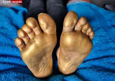 Golden Touch Amy Luxe bodypainted FootFetish Art preview