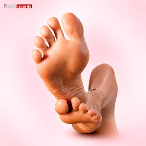 Kisksradio Footmodel Soles and Toes